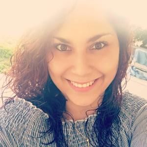 Meet your Posher, Julissa